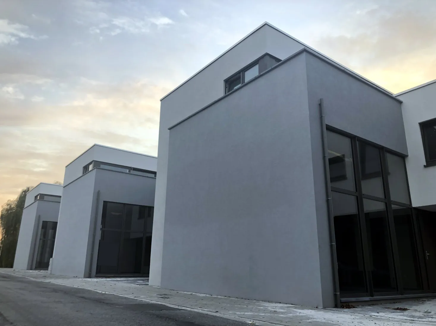7 logements et 5 rez commerciaux à Farciennes