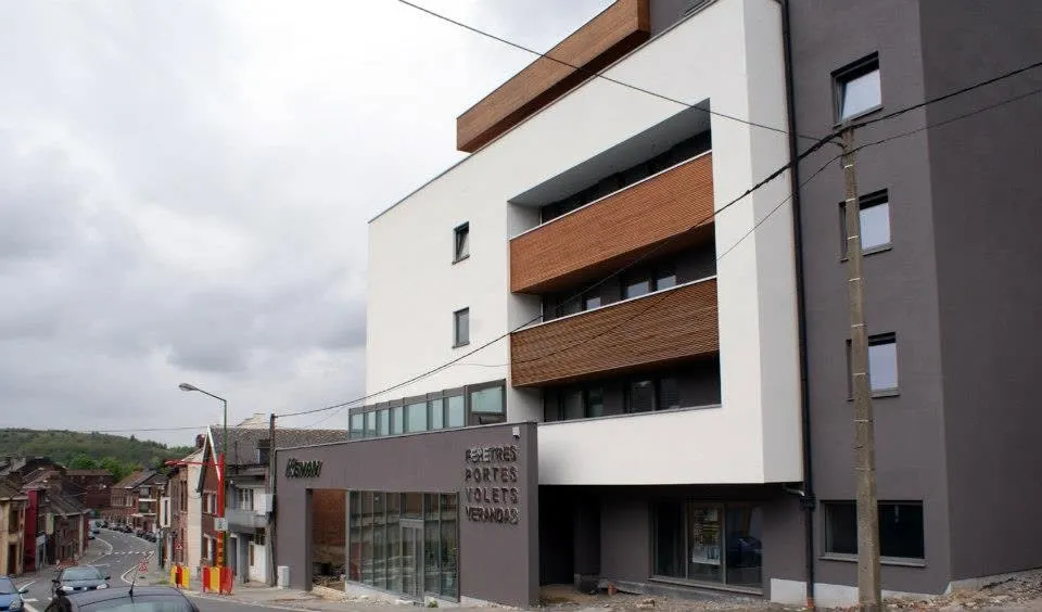10 logements et un show-room
