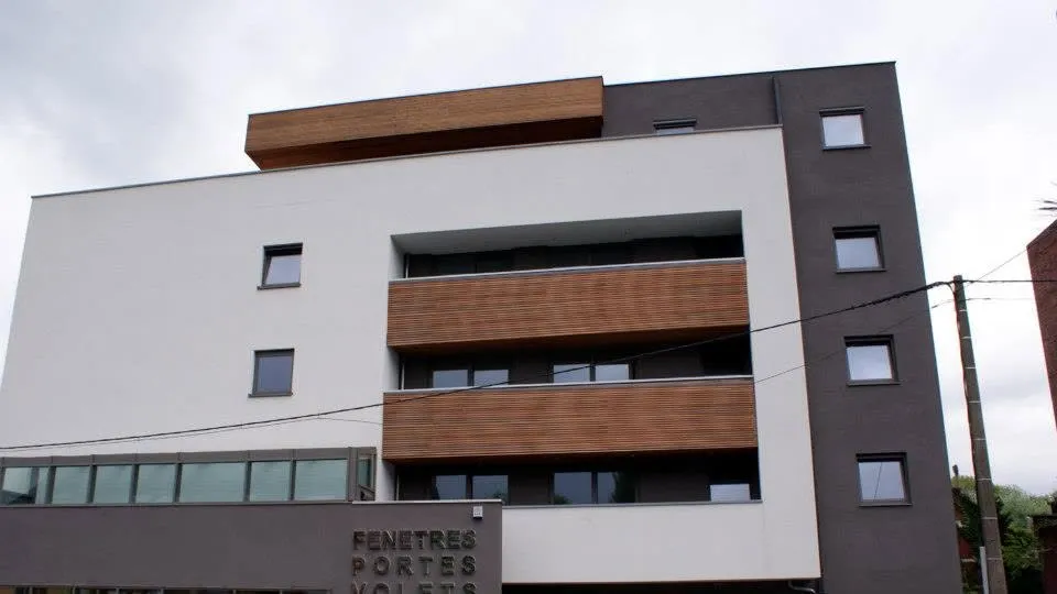 10 logements et un show-room